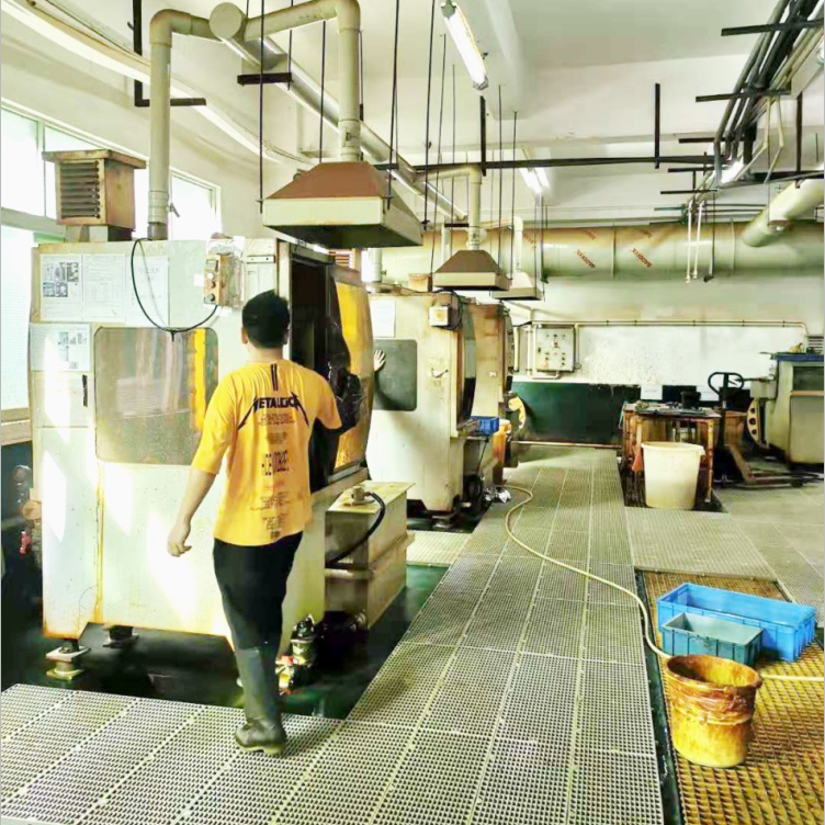 立式蝕刻機(jī)